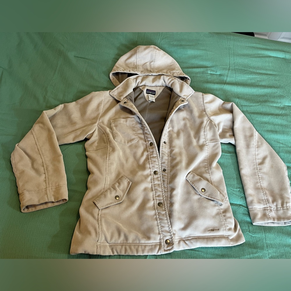 Patagonia vintage snap button corduroy coat